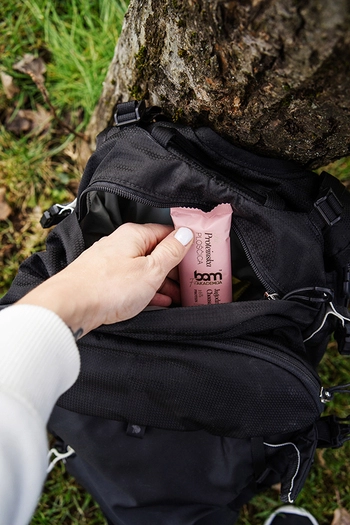 Proteínová tyčinka so sladidlom, jahodový cheesecake