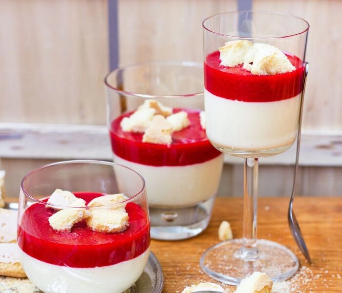 mascarpone krém s bielou cokoládou - dezert v pohári