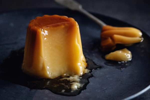 panna cotta s lieskovými orieskami
